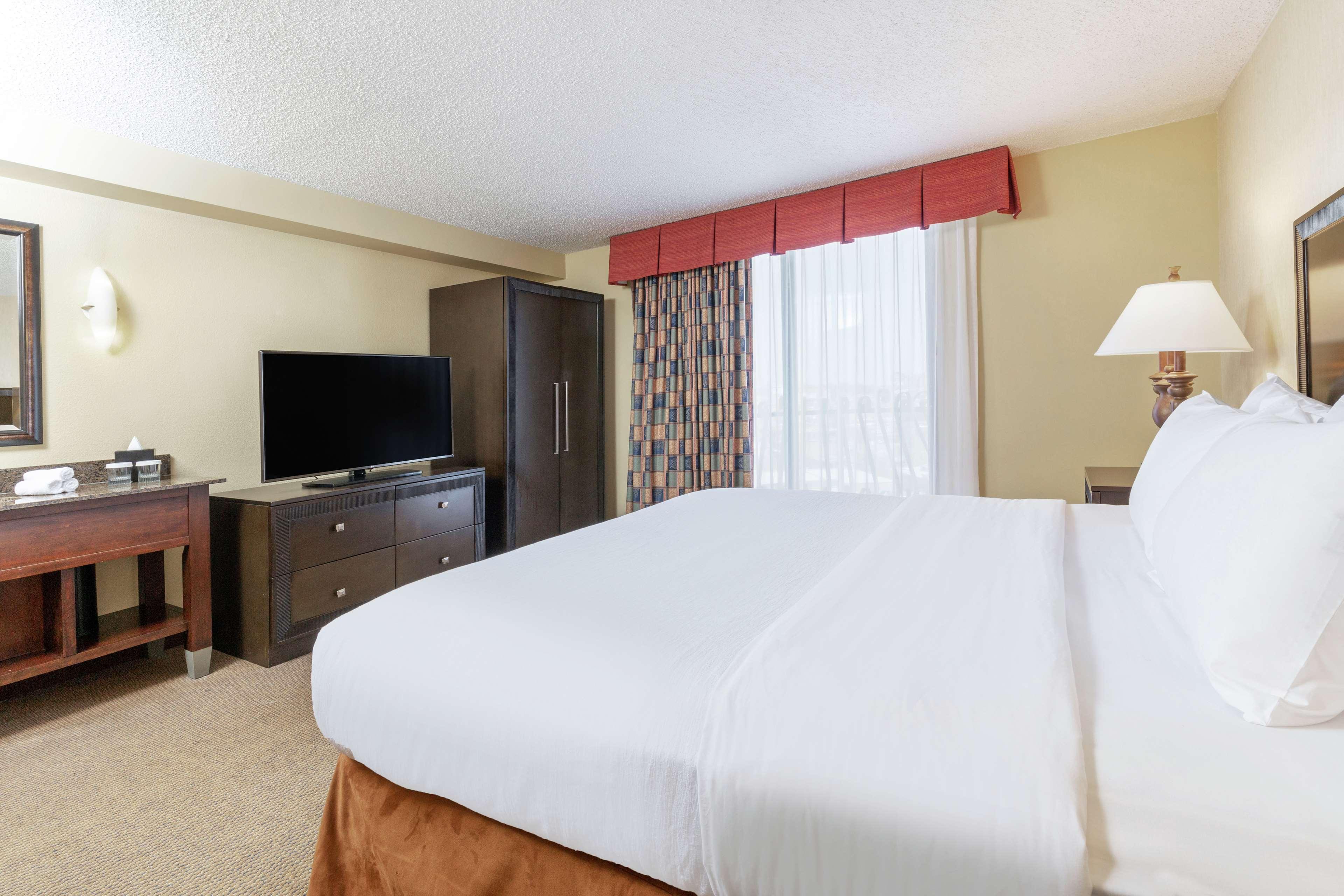 Embassy Suites By Hilton Kansas City Plaza Exteriör bild