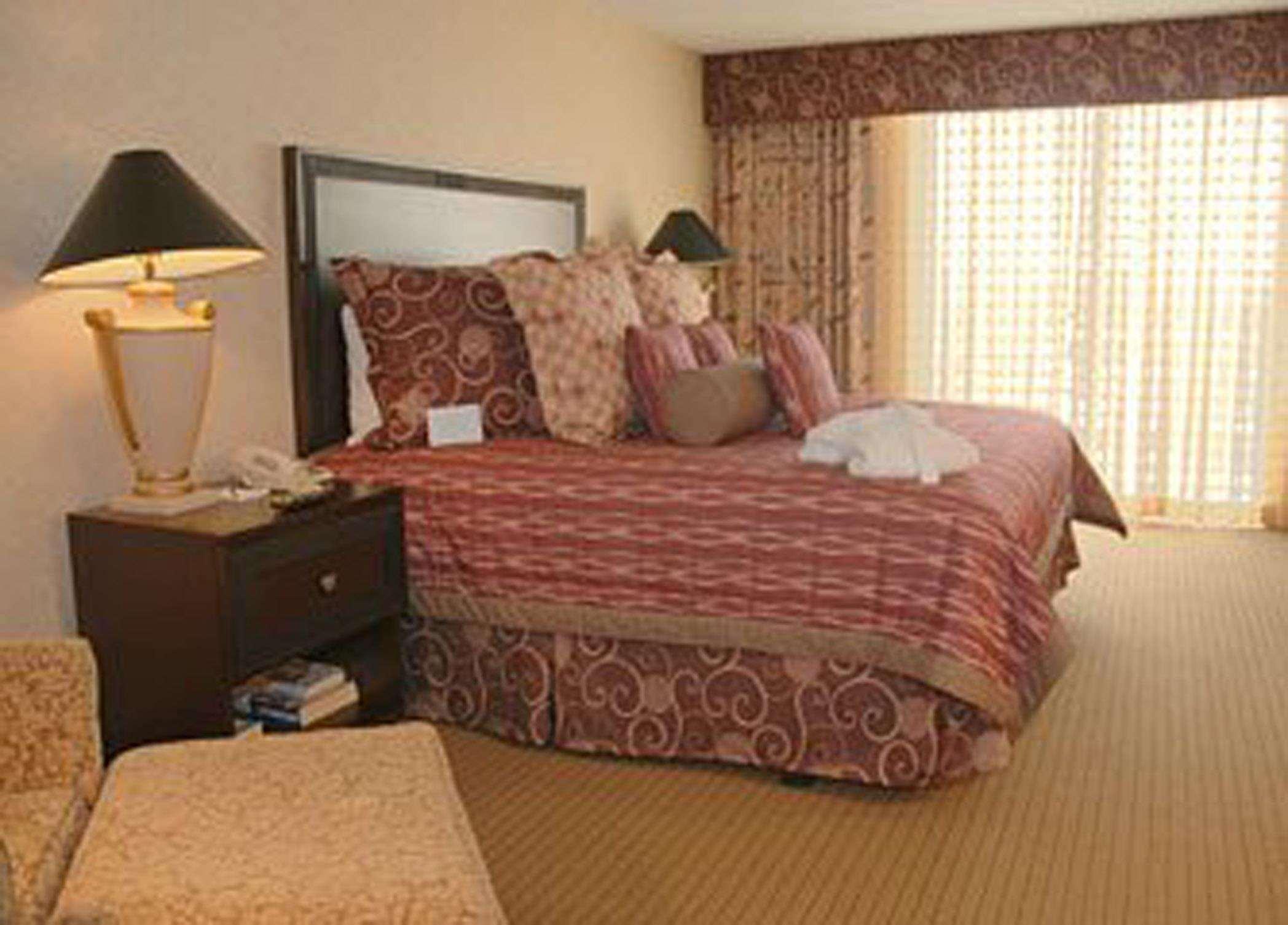 Embassy Suites By Hilton Kansas City Plaza Rum bild