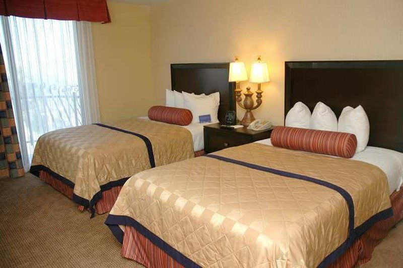 Embassy Suites By Hilton Kansas City Plaza Rum bild